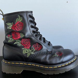 Womens Dr. Martens 1460 Vonda Roses Boot